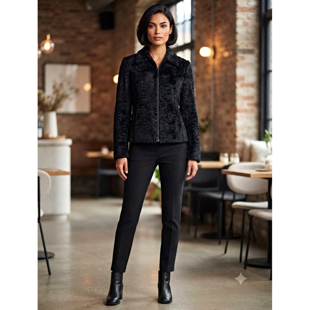 VTG Black Collared Full Zip Lined Short Jacket 10 Mob Wife Old Money Glam Witchy